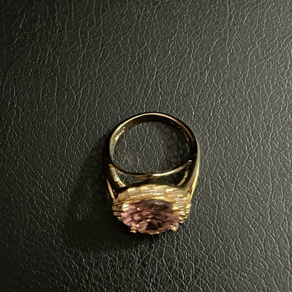 Pale pink gemstone ring - Picture 2 of 6
